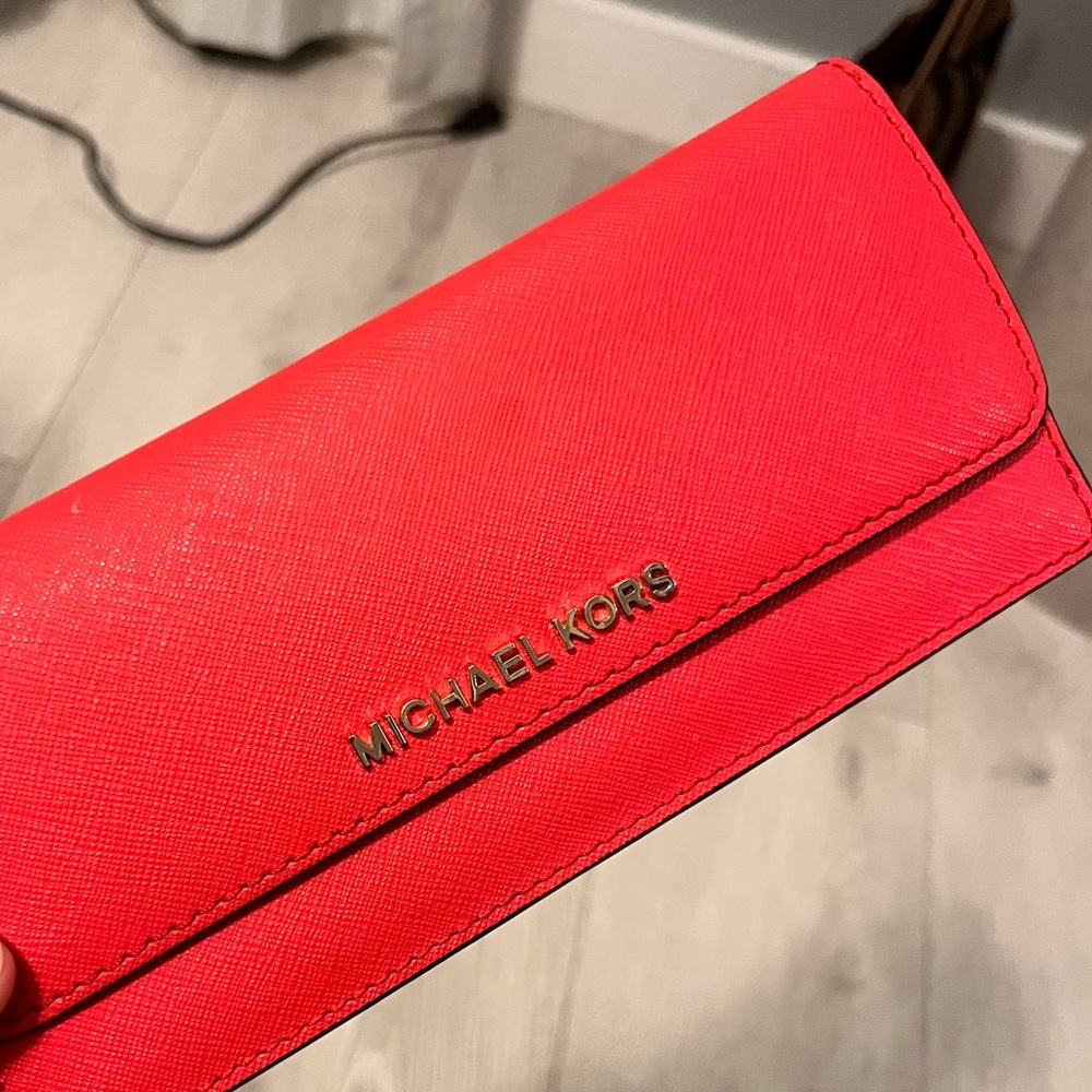 new! Michael Kors BiFold Wallet